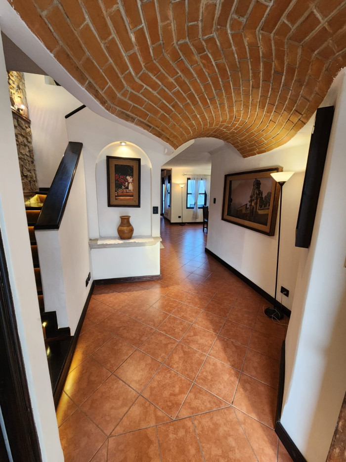 Casa en VENTA Zona 11, Sector Las Charcas. - Image 1