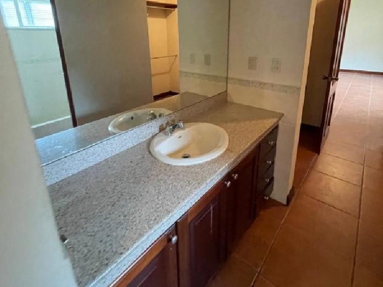 CASA EN RENTA EN KM 23 CARRETERA AL SALVADOR — foto 11