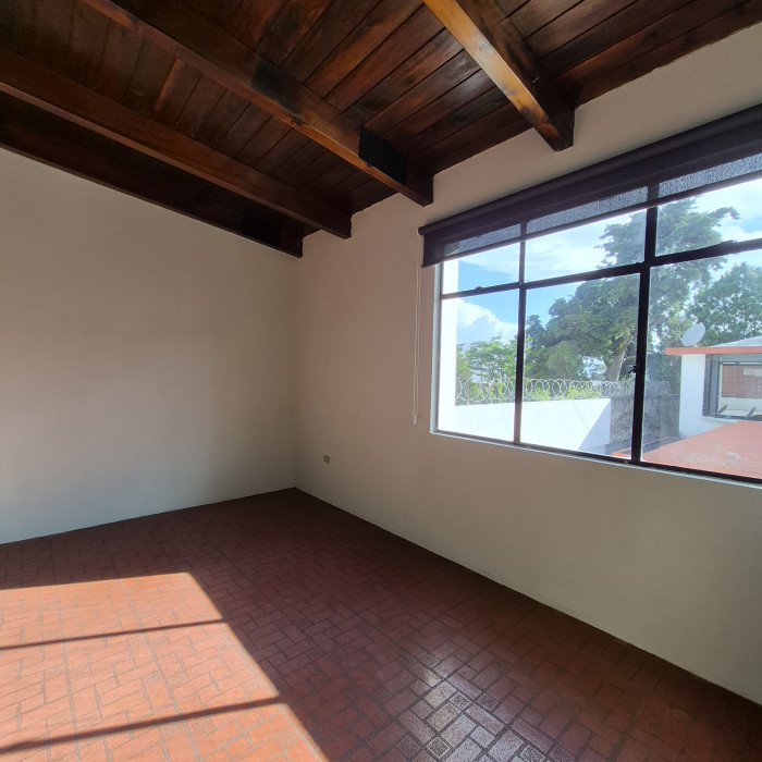 Casa en renta para oficinas zona 15 Vista Hermosa 1 - Miniatura 22