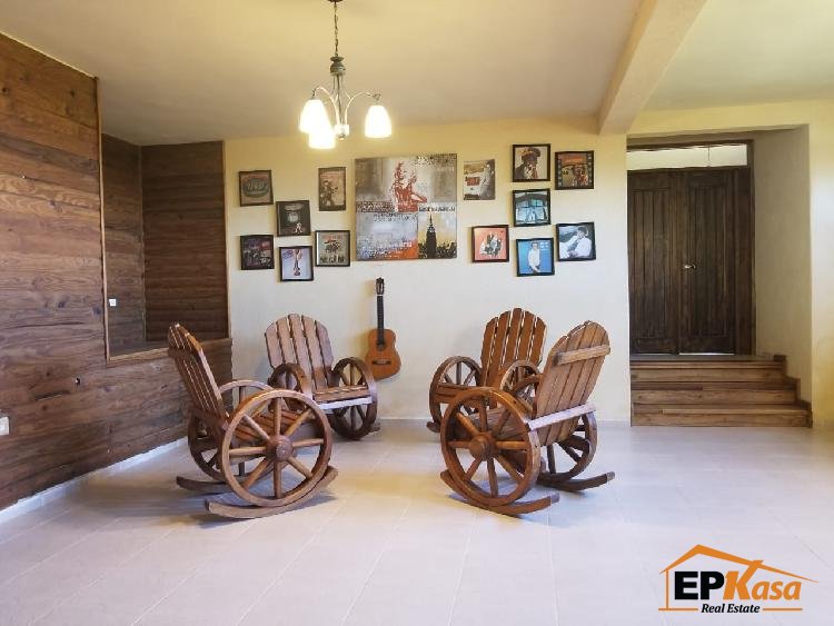 Villa de venta en proyecto con río, Jarabacoa