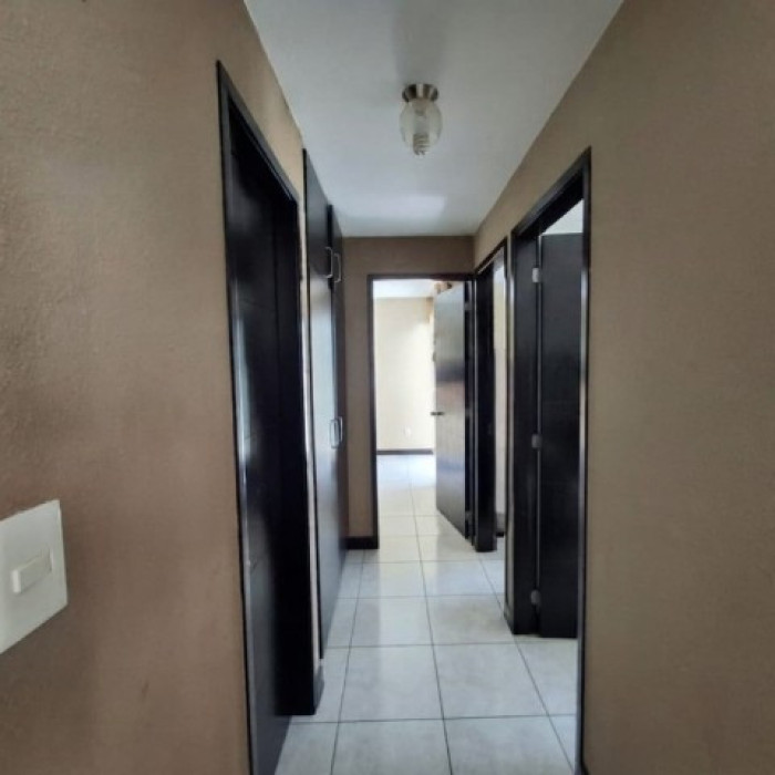 Apartamento en Venta Alta Villa El Naranjo Z. 11 Mixco — foto 5