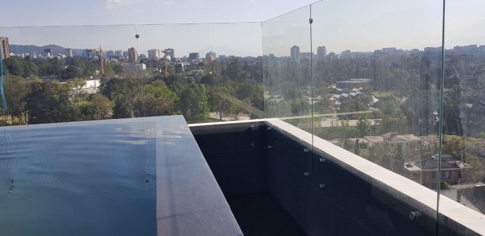 Apartamento en venta en zona 16 frente a Cayalá - Miniatura 2
