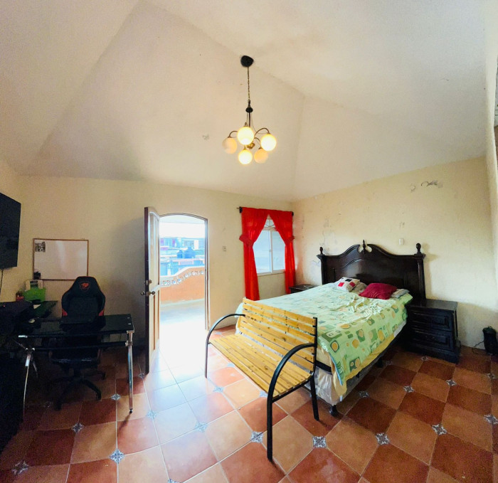 Casa grande en venta en zona 16 Hacienda Real — foto 11