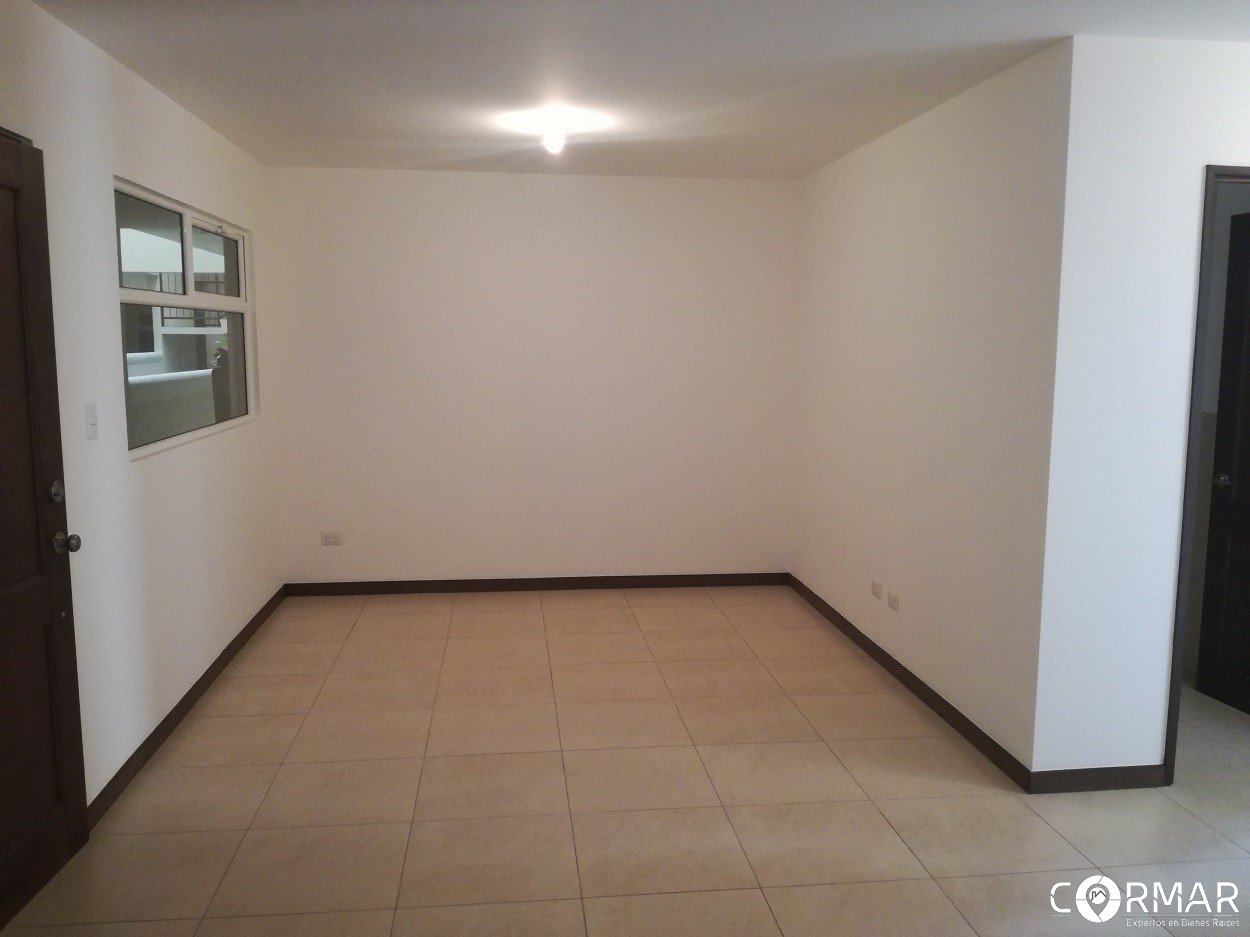 Apartamento en Venta, Zona 11 - Mariscal - Image 1