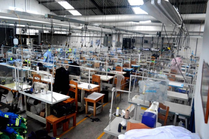 Venta de Ofibodega dentro de Empresarial  zona 4 Mixco - Miniatura 3
