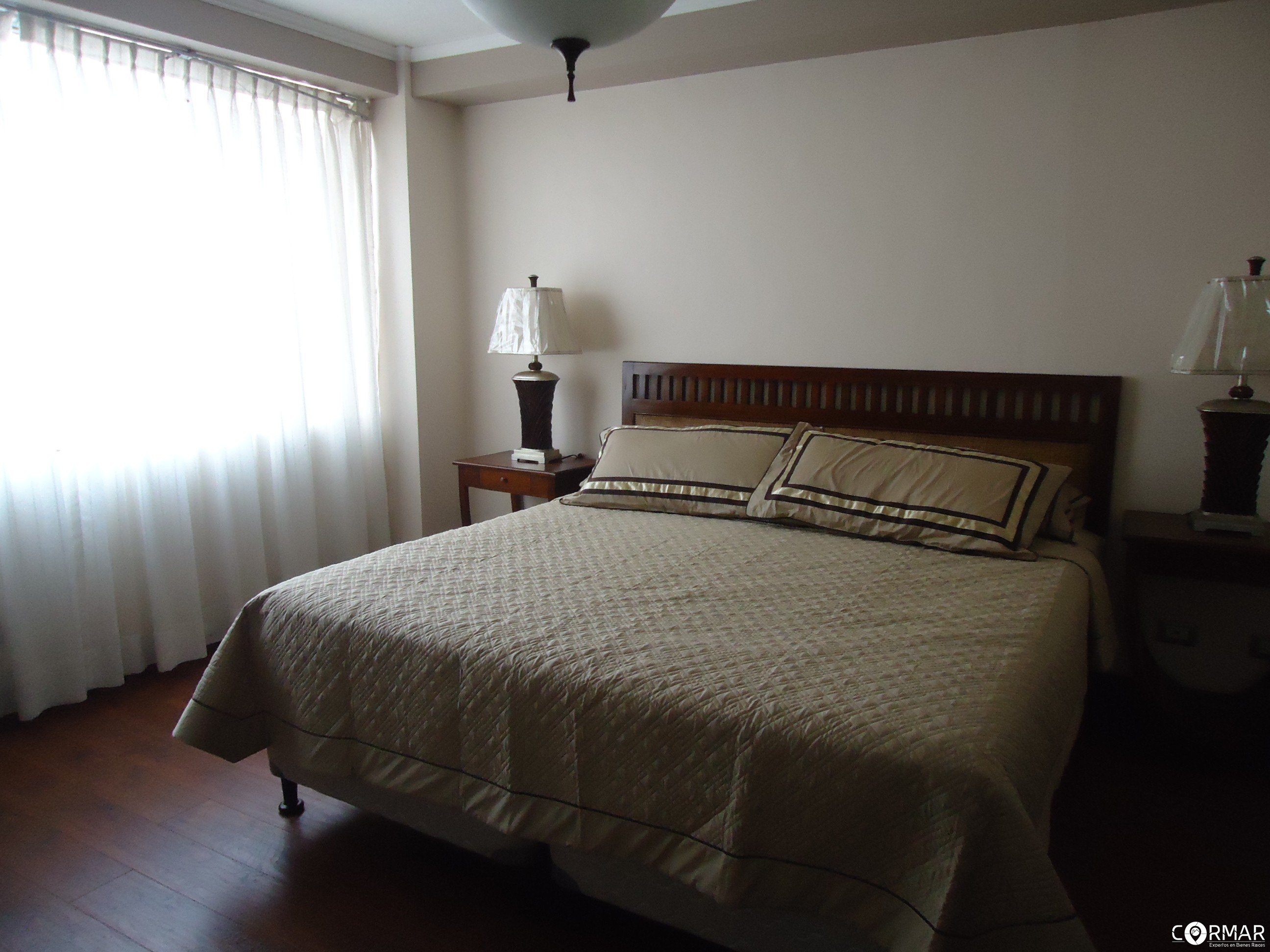 Apartamento amueblado y equipado en alquiler, zona 10 - Miniatura 8