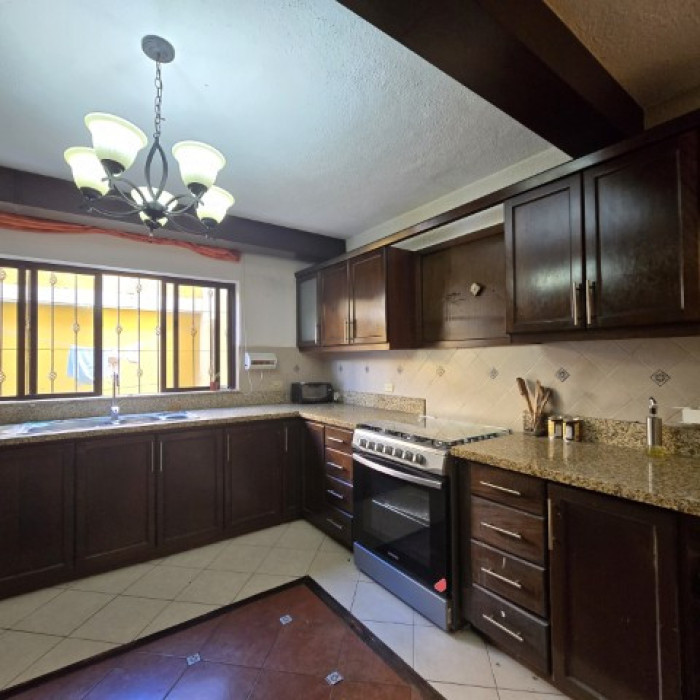 Casa con Jardín en Venta San Cristóbal afuera de garita - Miniatura 15