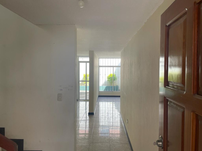Casa en RENTA, San Jorge zona 11 - Miniatura 11