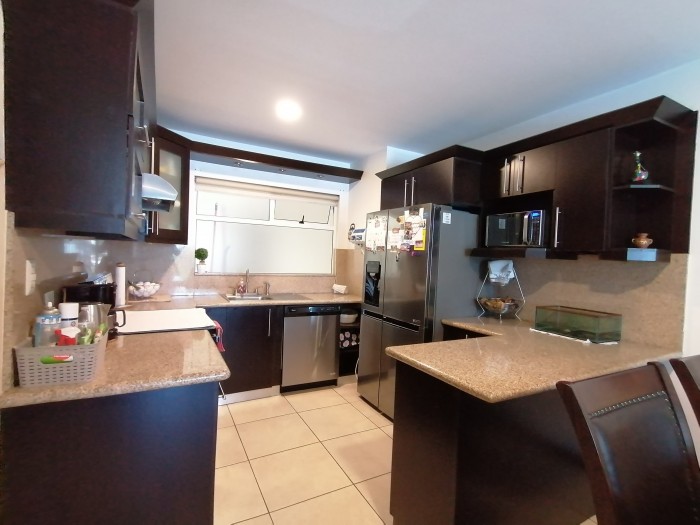 Apartamento en venta en Santa Maria las Charcas zona 11 - Image 2