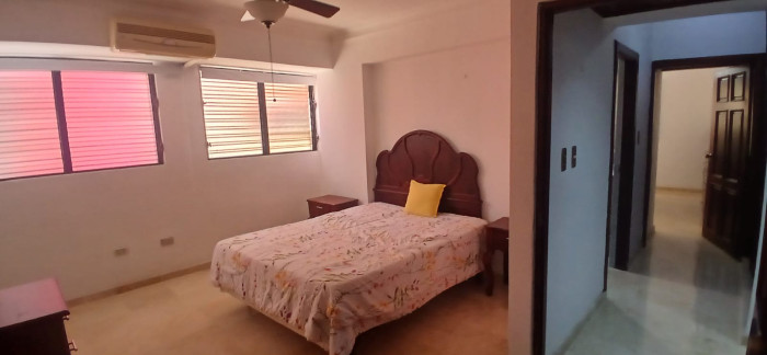 Apartamento Amueblado en Alquiler en Evaristo Morales - 10