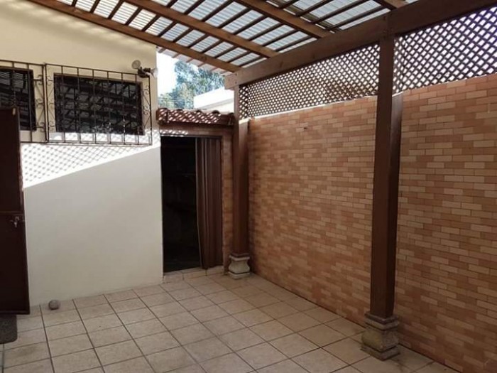 Casa en venta en Cañadas de Mariscal, zona 11. - Miniatura 6