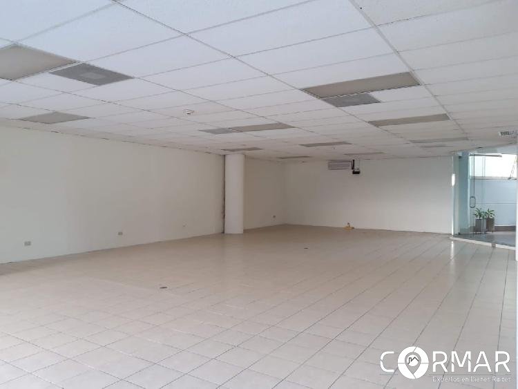 Local comercial amplio en alquiler, zona 10 - Image 1