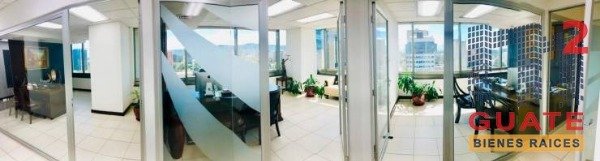 Oficina de 166 m2 de construcción en Renta, Zona 10
