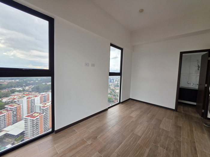 APARTAMENTO EN RENTA EN ALTAIRE ZONA 11 GUATEMALA - Miniatura 8