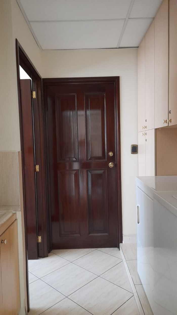 Apartamento  amplio en Venta o Renta  Zona 14 Guatemala - Miniatura 9