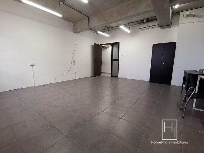 HomePro Inmobiliaria renta oficina en zona 9 — foto 2