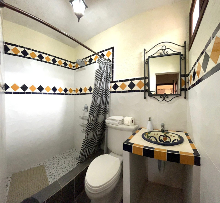 Casa grande en venta en Antigua Guatemala amueblada — foto 12