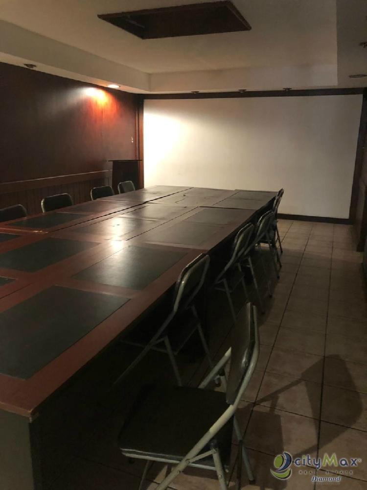 Casa en Venta y Alquiler en Zona 10, Ciudad Guatemala - Image 4