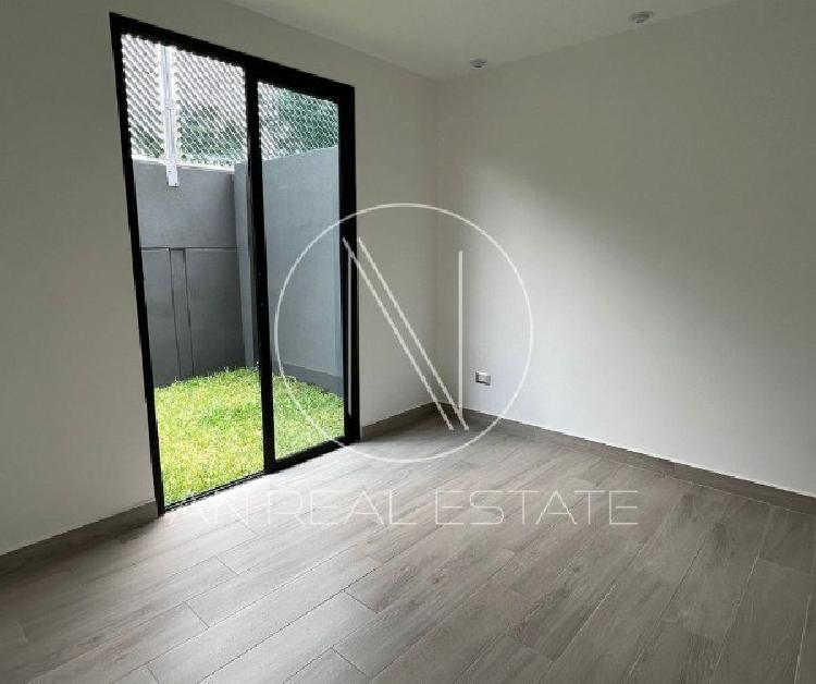 APARTAMENTO CON JARDÍN EN RENTA EN ZONA 15 — foto 10