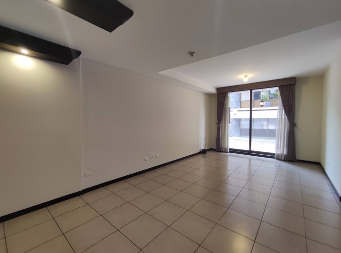 Vendo Apartamento de 89 Metros2 Torre Barcelona Zona 9 - Image 1