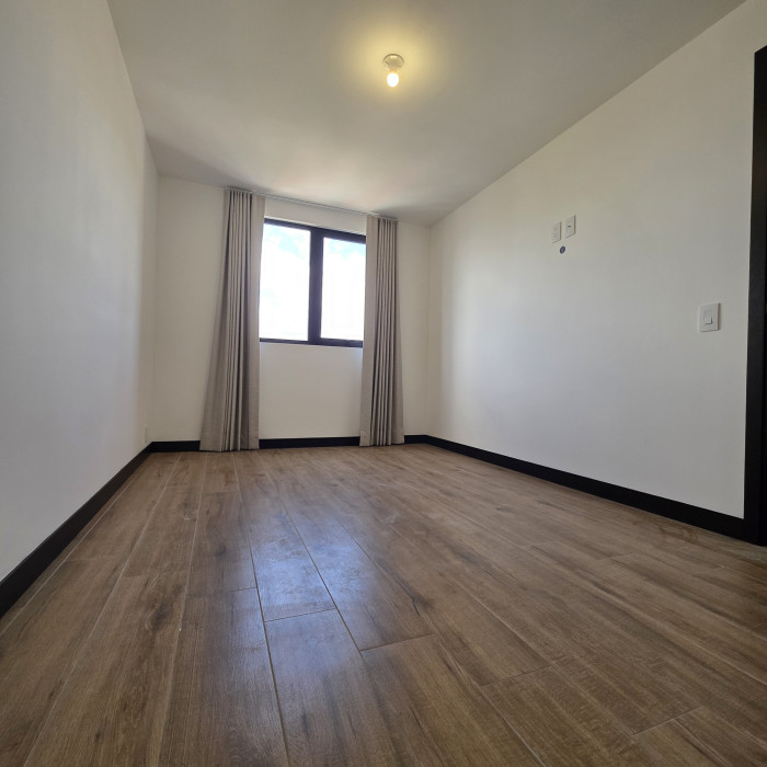 Apartamento Nuevo en Renta en Zona 15 Guatemala - Miniatura 23