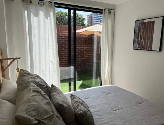Apartamento con terraza en Renta o Venta en zona 13 - Miniatura 3
