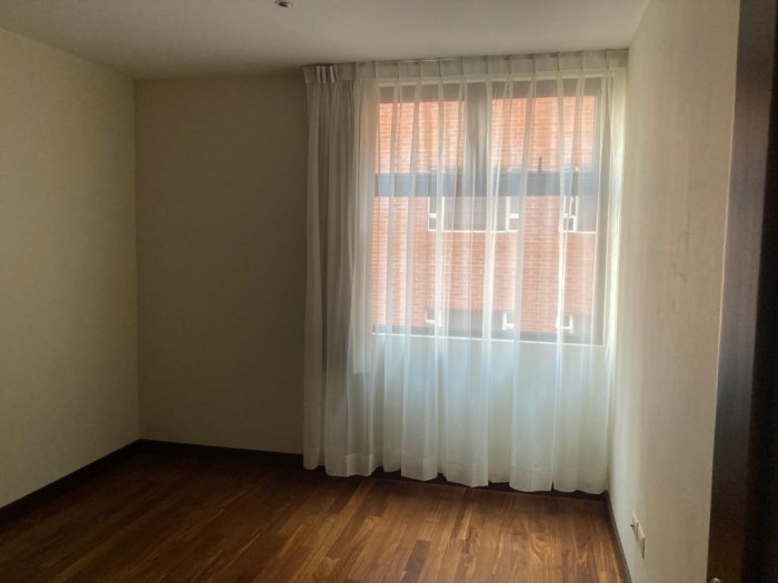 Apartamento en Alquiler o Venta en zona 10 Guatemala - Miniatura 7