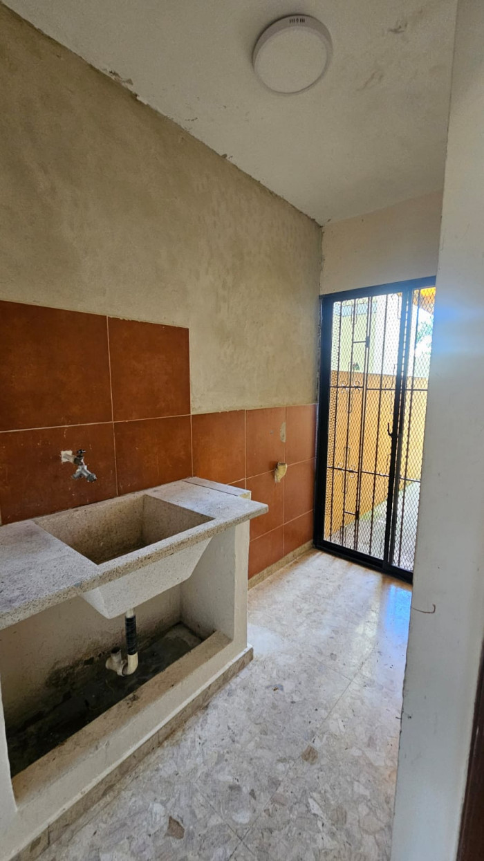APARTAMENTO EN ALQUILER EN LA CASTELLANA 1ER NIVEL — foto 5
