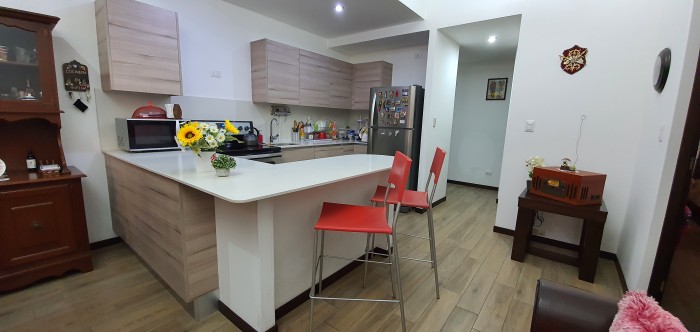 Apartamento en Venta Zona 14 cerca Hospital La Paz - Miniatura 10