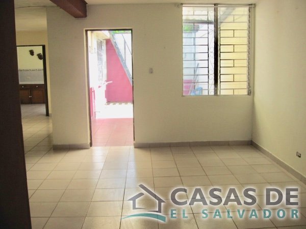 Casa en Santa Tecla Residencial Privado zona céntrica - 9