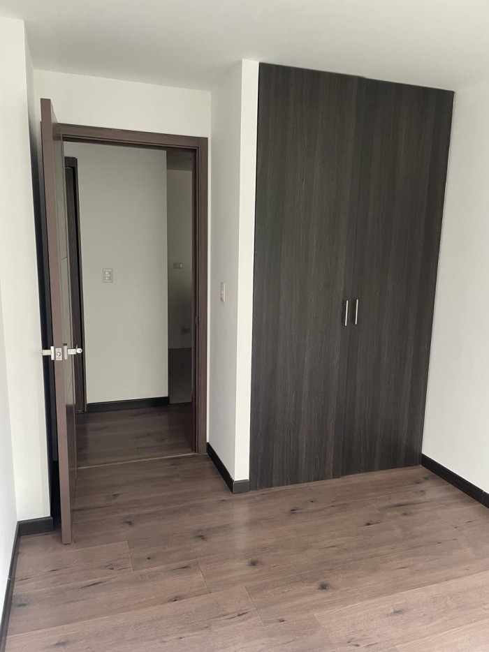 APARTAMENTO EN #RENTA EN ZONA 7 - Image 4
