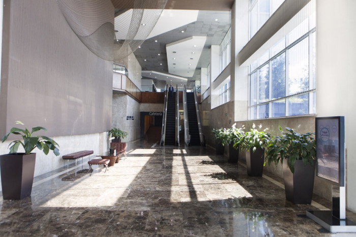 Oficinas en Venta de 2 niveles en Zona 10 Guatemala — foto 4