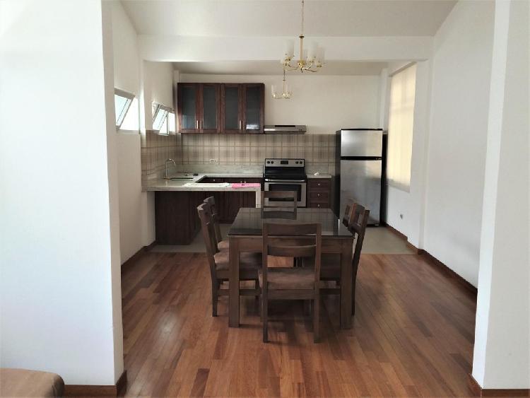 APARTAMENTO EN RENTA, ZONA 15 — foto 4