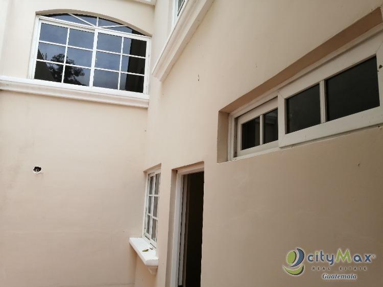 Casa en ¡Venta! en las Cumbres Zona 16 - Miniatura 15