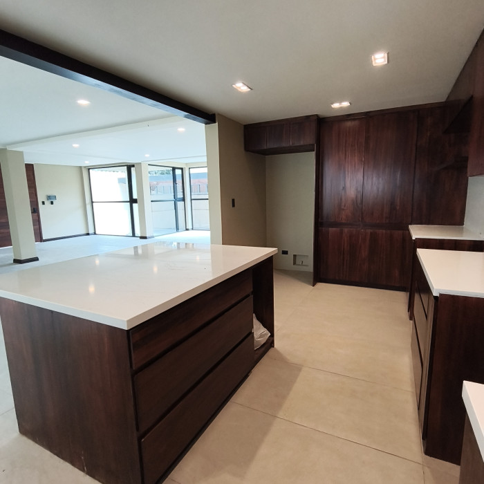 Espectacular Casa en Venta San Lucas Sacatepequez — foto 5