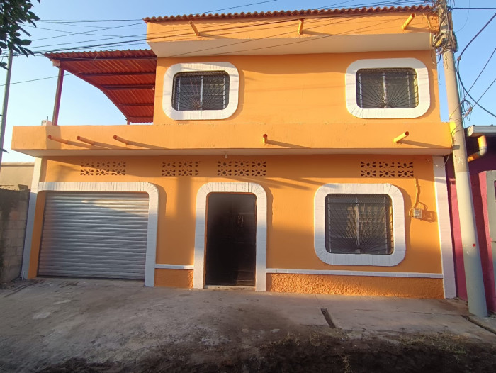 Casa en venta en lote 15 Colonia 15 de Septiembre - Image 2