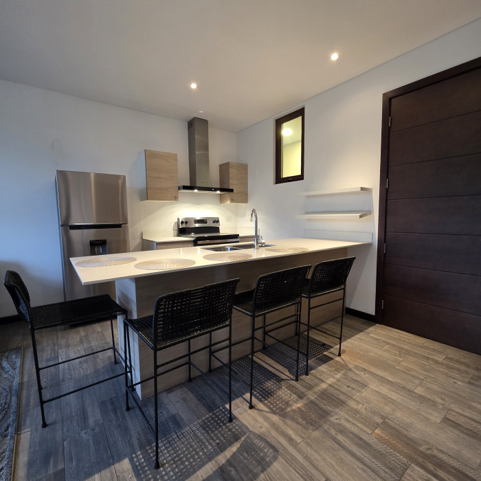 Apartamento amueblado en Alquiler Lirios de Cayala Z.16 - Miniatura 13