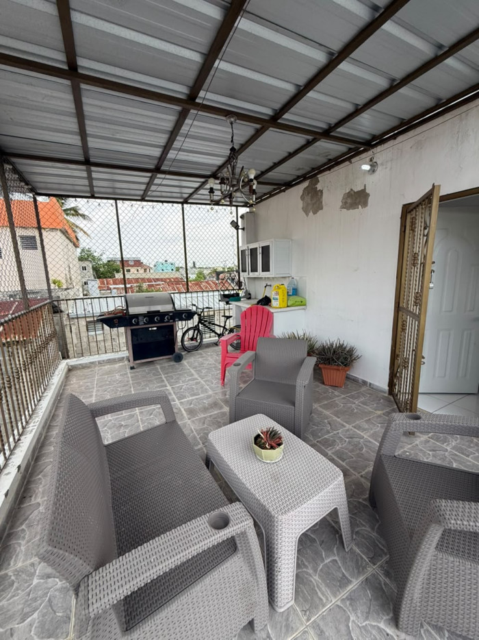 VENTA DE CASA EN BUENOS AIRES CON 5 HABITACIONES - 10