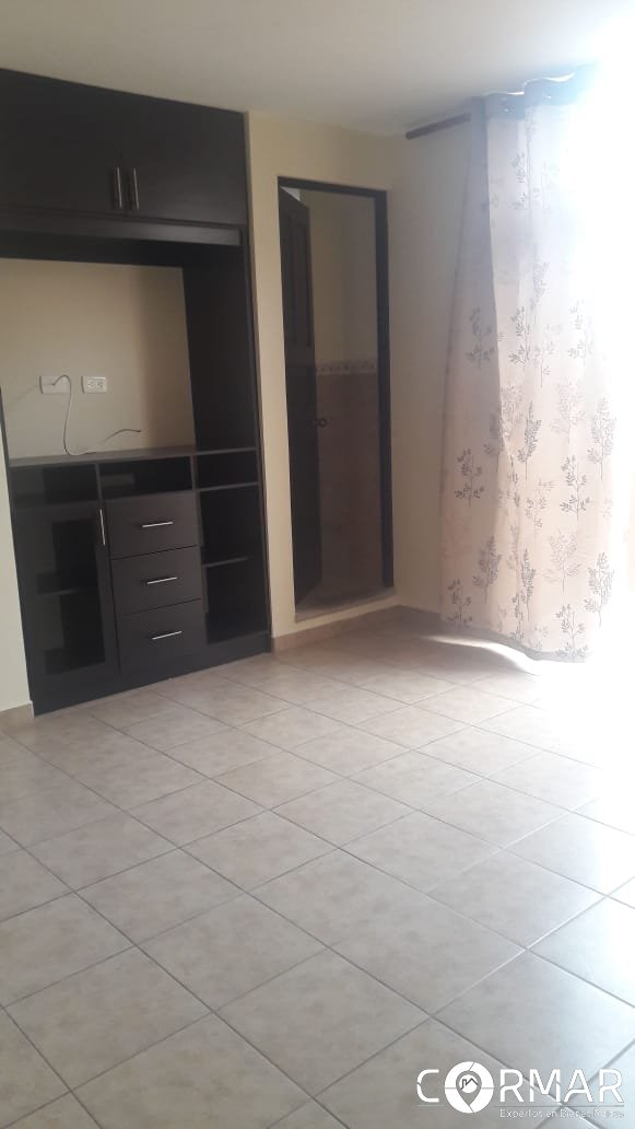 Casa amplia en alquiler, zona 7 Mixco - Miniatura 6