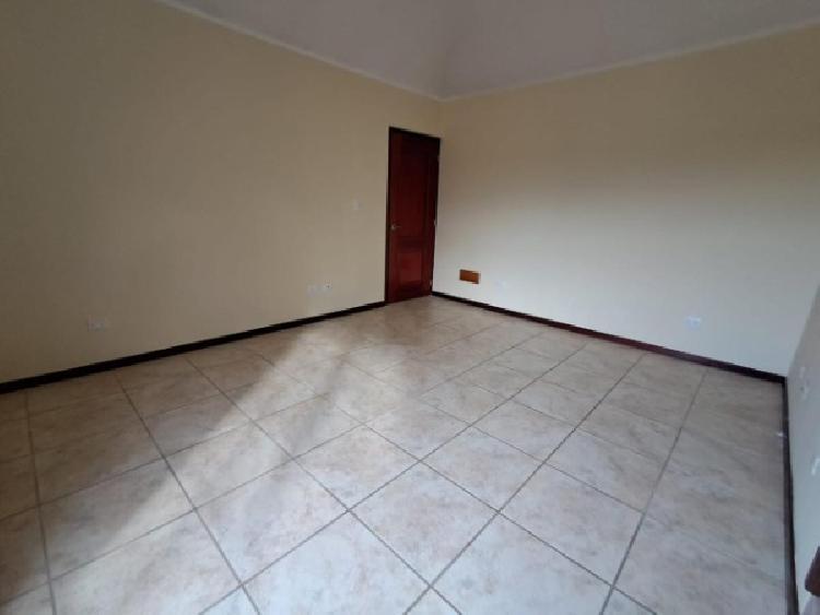 CASA EN RENTA EN KM 21.5 CARRETERA A FRAIJANES — foto 9
