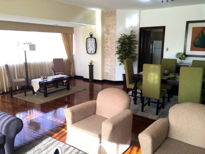 Apartamento amueblado en RENTA y VENTA, zona 14 - Image 4