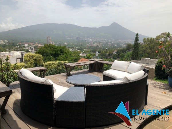 Cumbres de Cuscatlan casa en venta — foto 4