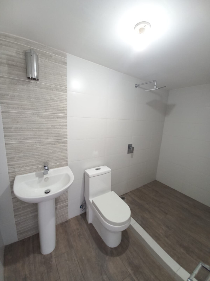 APARTAMENTO EN #VENTA EN ZONA 10 — foto 4