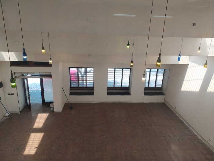 Plus Real Estate Renta amplio Local Comercial en zona 10. — foto 3