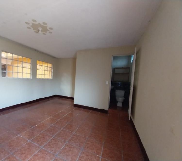 CASA EN VENTA EN ZONA 18/MUNDO INMOBILIARIO - 7