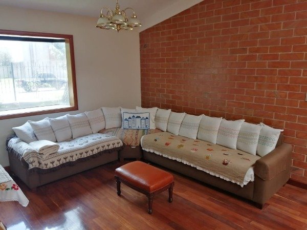 VENDO CASA EN LOS MANANTIALES — foto 3