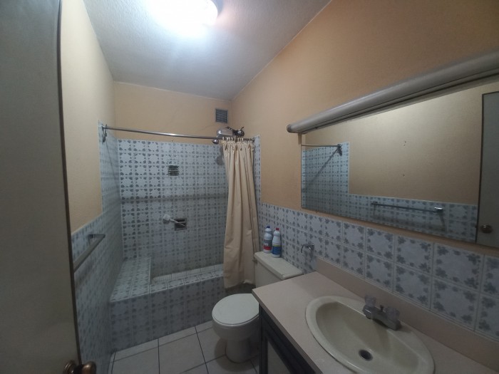 Apartamento Amueblado renta en zona 9 - Miniatura 8