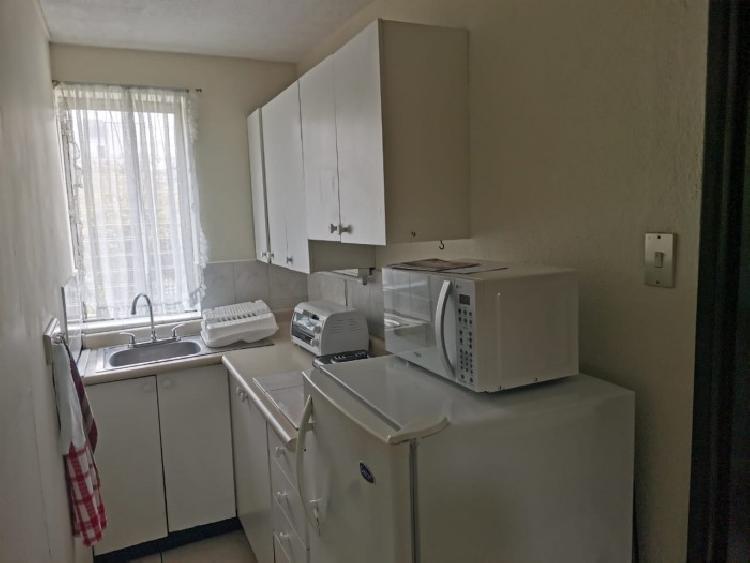 Rento lindo apartamento en zona 9