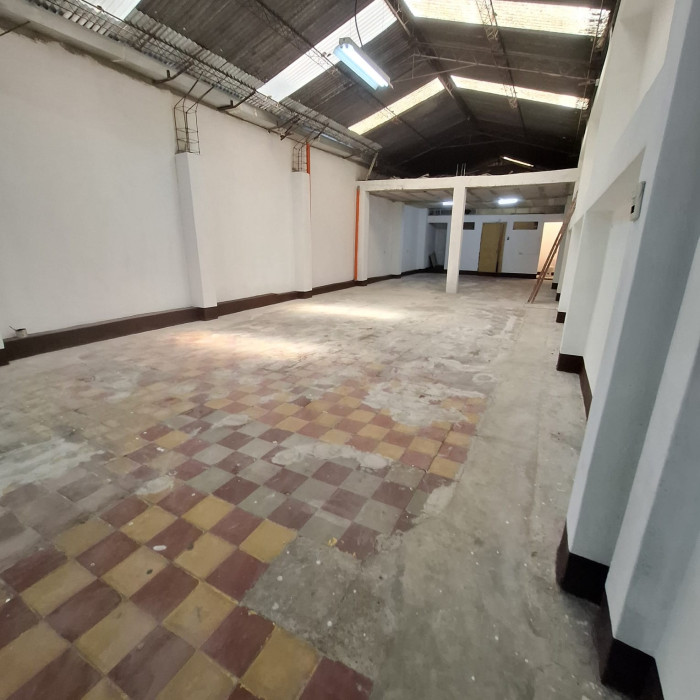 Local/bodega comercial de renta en zona 1 - Miniatura 8