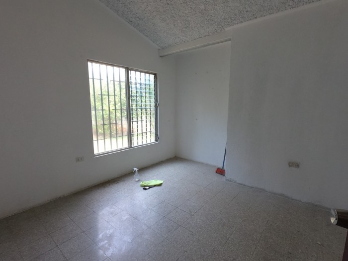 VENDO Casa en San Cristobal, Sector B1 - Miniatura 12
